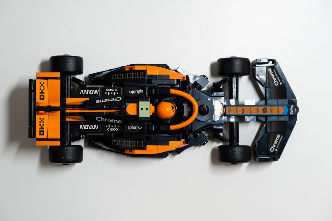 Aripile "Macarena" Revoluționează Aerodinamica F1: Ferrari și Red Bull Dictează Trendul 2026